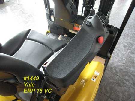 3-wiel elektrische heftrucks 2014  Yale ERP 15 VC (3)