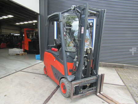 Elektro 4 Rad 2017  Linde E16PH-02 (1)