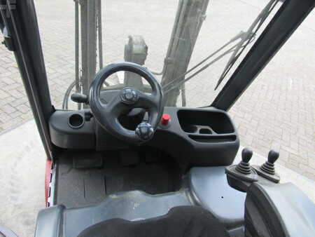 Elektro 4 Rad 2012  Linde E16P-01 (6)