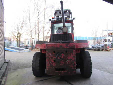 Diesel heftrucks 2000  Kalmar DCD120-12 (6)