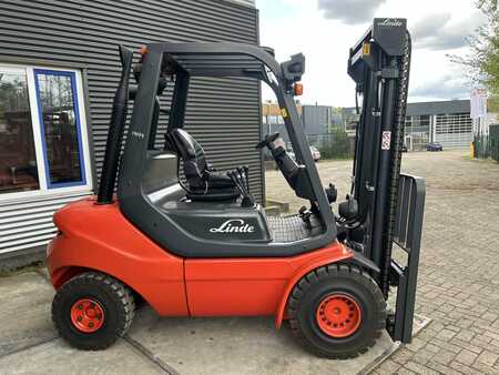 Diesel Forklifts 2020  Linde H30D-05 (NEW) (2) 
