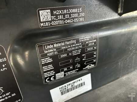 Empilhador a gás 2018  Linde H20T-01 (9)