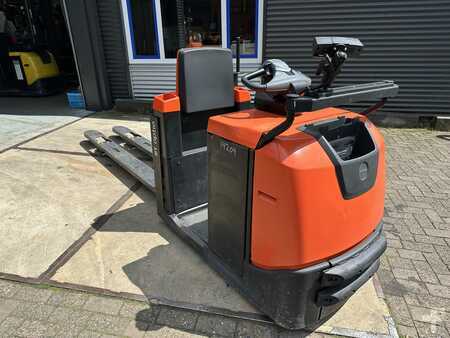 Electric Pallet Trucks 2018  Toyota OSE250 (1)