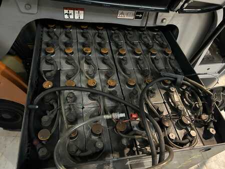 Electric - 4 wheels 2017  Still RX60-25 (10)