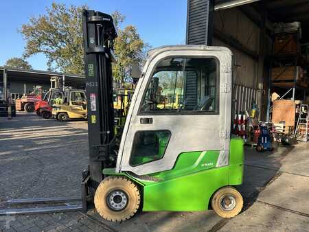 Chariots électriques à 4 roues 2017  Cesab B620 (5)