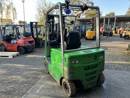 Chariots électriques à 4 roues 2020  Cesab B625 (4)