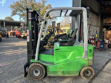 Chariots électriques à 4 roues 2020  Cesab B625 (5)