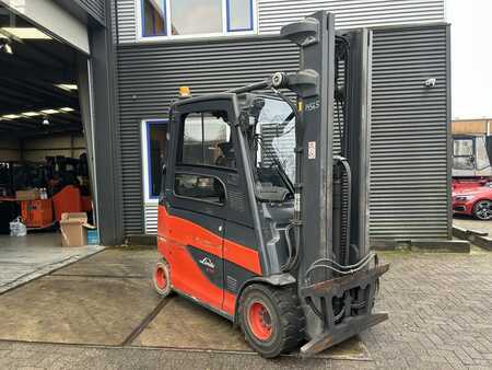 Elektro čtyřkolový VZV 2018  Linde E30HL-01/600 (1)