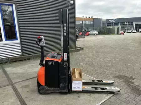Overige 2017  Toyota SWE120 (2)