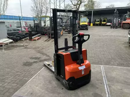 Overige 2017  Toyota SWE120 (4)