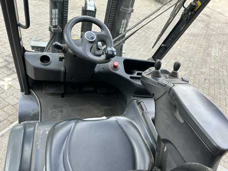 4-wiel elektrische heftrucks 2018  Linde E30L-01 (8)