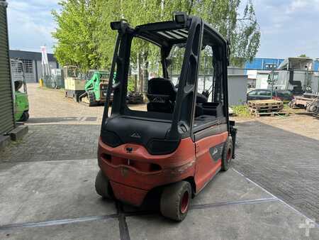 4-wiel elektrische heftrucks 2018  Linde E30L-01 (3)