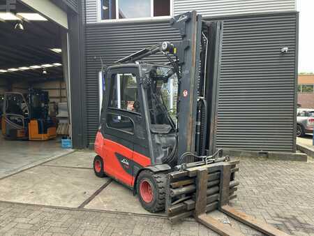 Electric - 4 wheels 2013  Linde E35L-01 (1)
