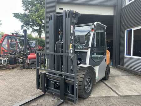 Carrelli elevatori diesel 2021  Still RC42-40 (6)
