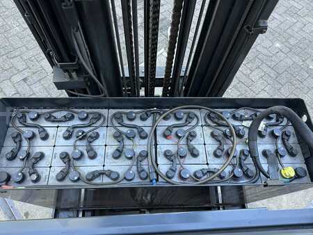 Reach Truck 2018  Linde R14-01 (9)