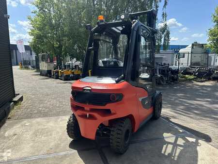 Dieselový VZV 2023  Linde H35D-01 (3)