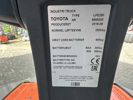 Låglyftare El 2018  Toyota LPE250 (6)