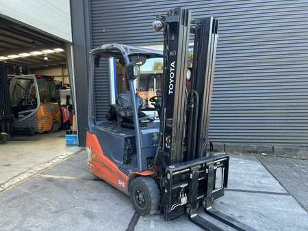 3-wiel elektrische heftrucks 2017  Toyota 8FBE18T (1)