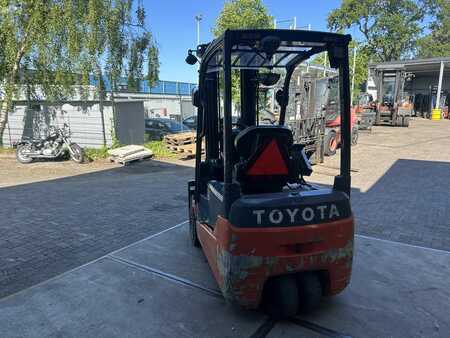 3-wiel elektrische heftrucks 2017  Toyota 8FBE18T (4)