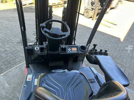 3-wiel elektrische heftrucks 2017  Toyota 8FBE18T (8)