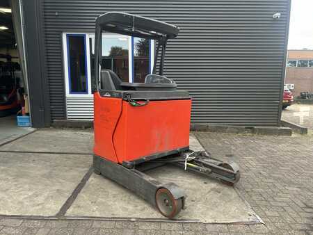 Chariots à mât rétractable 2017  Linde R14-01 (1)