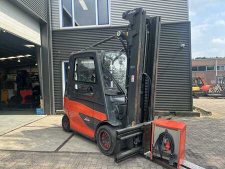 Elektro čtyřkolový VZV 2016  Linde E50HL-01 (1)