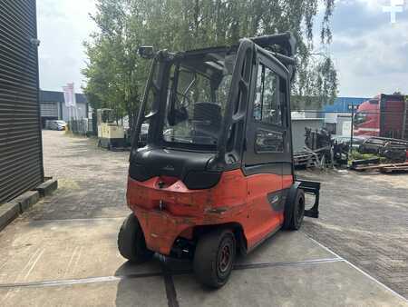 Elektro čtyřkolový VZV 2016  Linde E50HL-01 (3)