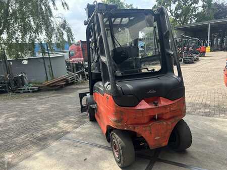 Elektro čtyřkolový VZV 2016  Linde E50HL-01 (4)