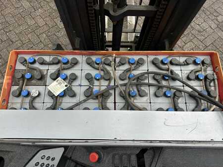 Reach Trucks 2017  Still FM-X14 (9)