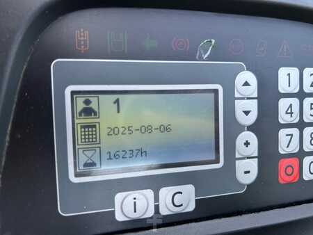 Retraky 2019  Toyota RRE140H (9)