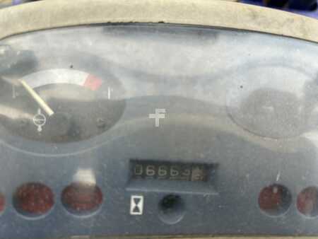 Chariots élévateurs diesel 2000  Komatsu FD25T12 (8)