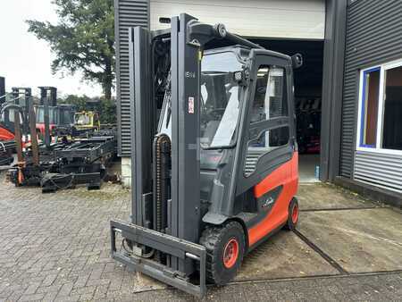 Sähkö - 4 pyör 2017  Linde E25H-01/600 (6)