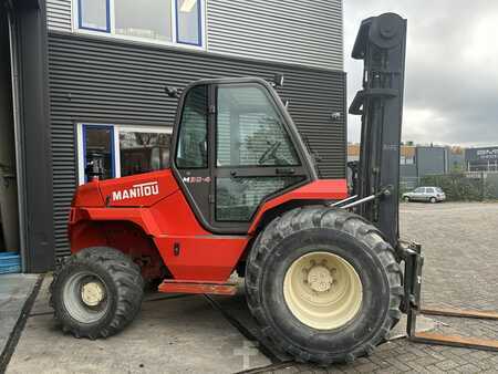 Terénní vysokozdvižný vozík 1998  Manitou M30-4 (2)