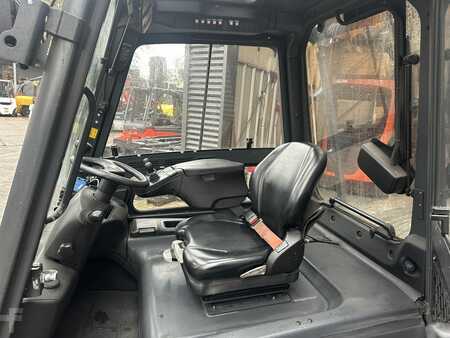 Sähkö - 4 pyör 2018  Linde E25L-01 (7)