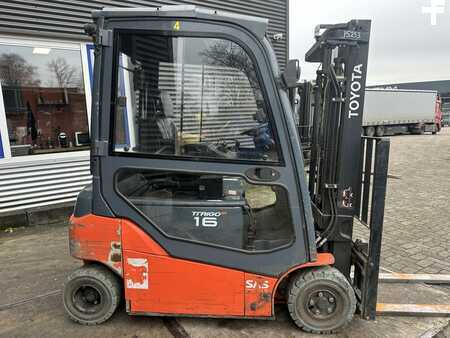 Electric - 4 wheels 2019  Toyota 8FBM16T (2)