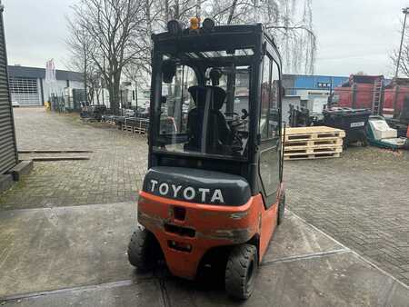 Electric - 4 wheels 2019  Toyota 8FBM16T (3)