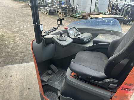 Schubmaststapler 2019  Toyota RRE200H (4)