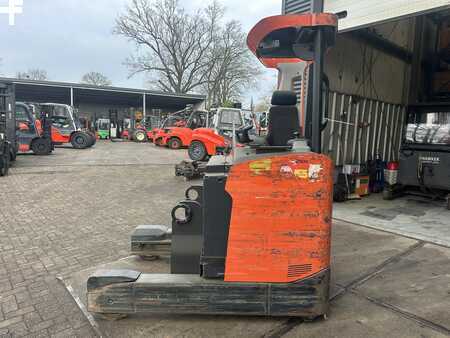 Schubmaststapler 2019  Toyota RRE200H (5)