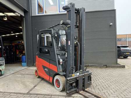 Chariots électriques à 4 roues 2016  Linde E25HL-01/600 (1)