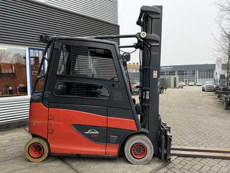 Chariots électriques à 4 roues 2016  Linde E25HL-01/600 (2)