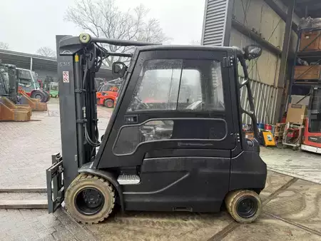 Carrelli elettrici 4 ruote 2018  Linde E35L-01 (5)