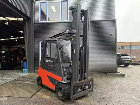 Carrelli elettrici 4 ruote 2018  Linde E35L-01 (1)