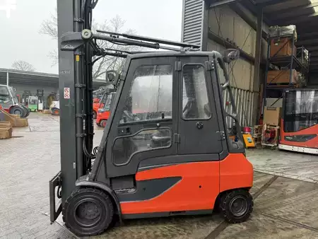 Carrelli elettrici 4 ruote 2018  Linde E35L-01 (5)