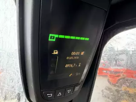 Carrelli elettrici 4 ruote 2018  Linde E35L-01 (9)