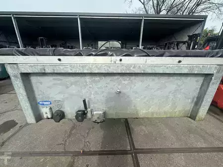 Přívěs 2023  VELDHUIZEN P33-2 (10)