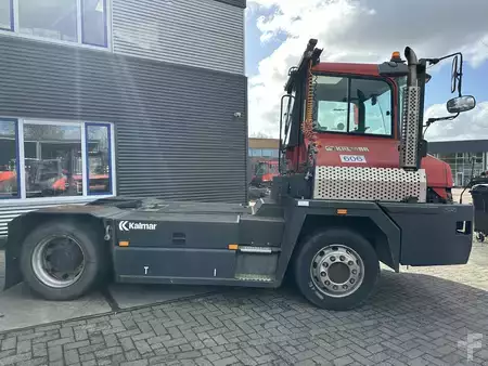 Terminaltraktor 2015  Kalmar TRL618i (2)