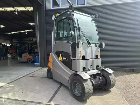 Eléctrica de 4 ruedas 2015  Still RX60-50/600 (1)