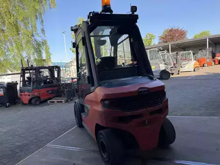 Diesel heftrucks 2020  Linde H30D-01 (4)
