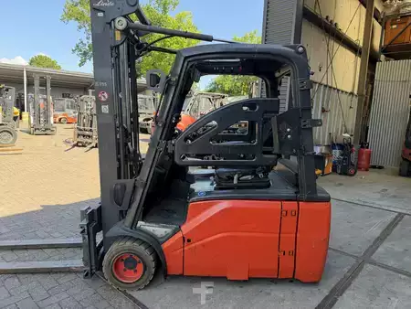 El truck - 3 hjulet 2012  Linde E18L-01 (5)