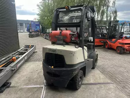 Empilhador a gás 2020  Crown C-51050-25 (3)